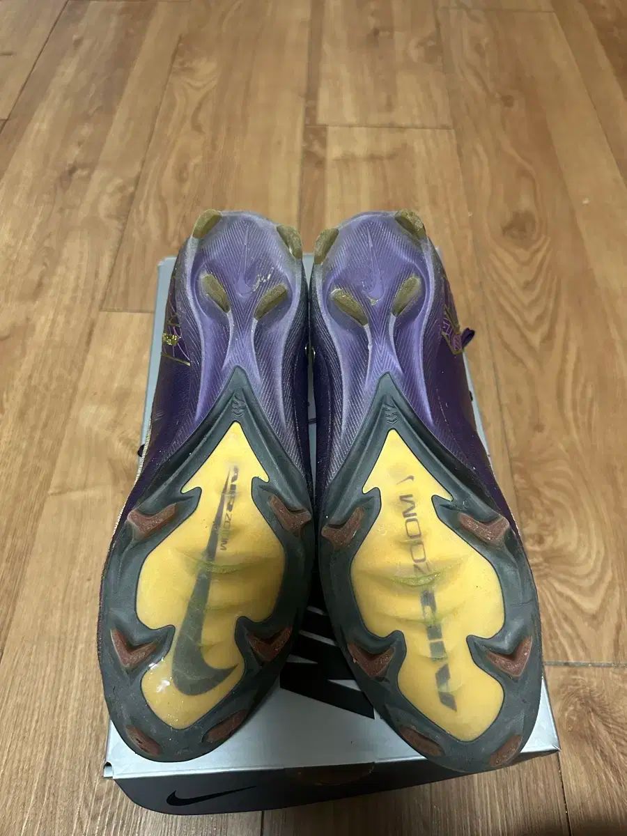 マーキュリアル