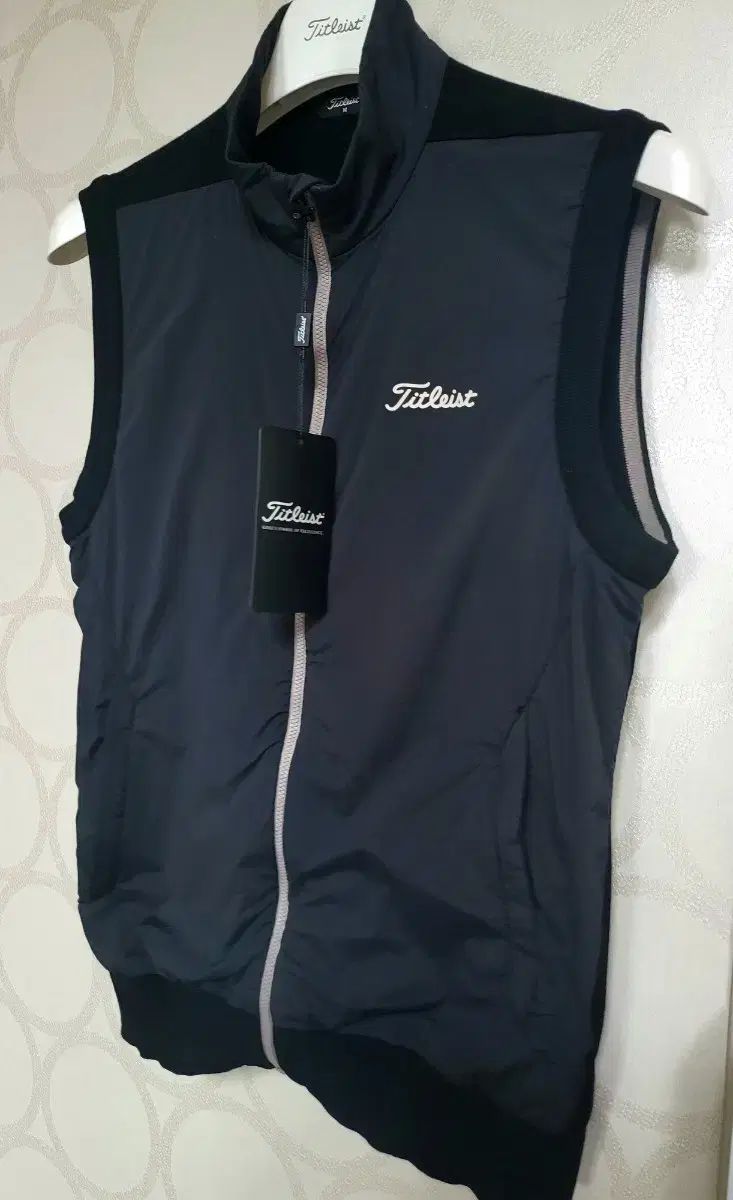 新製品 |正規品 タイトルリスト 男性 シーズン 秋用ベスト M 95