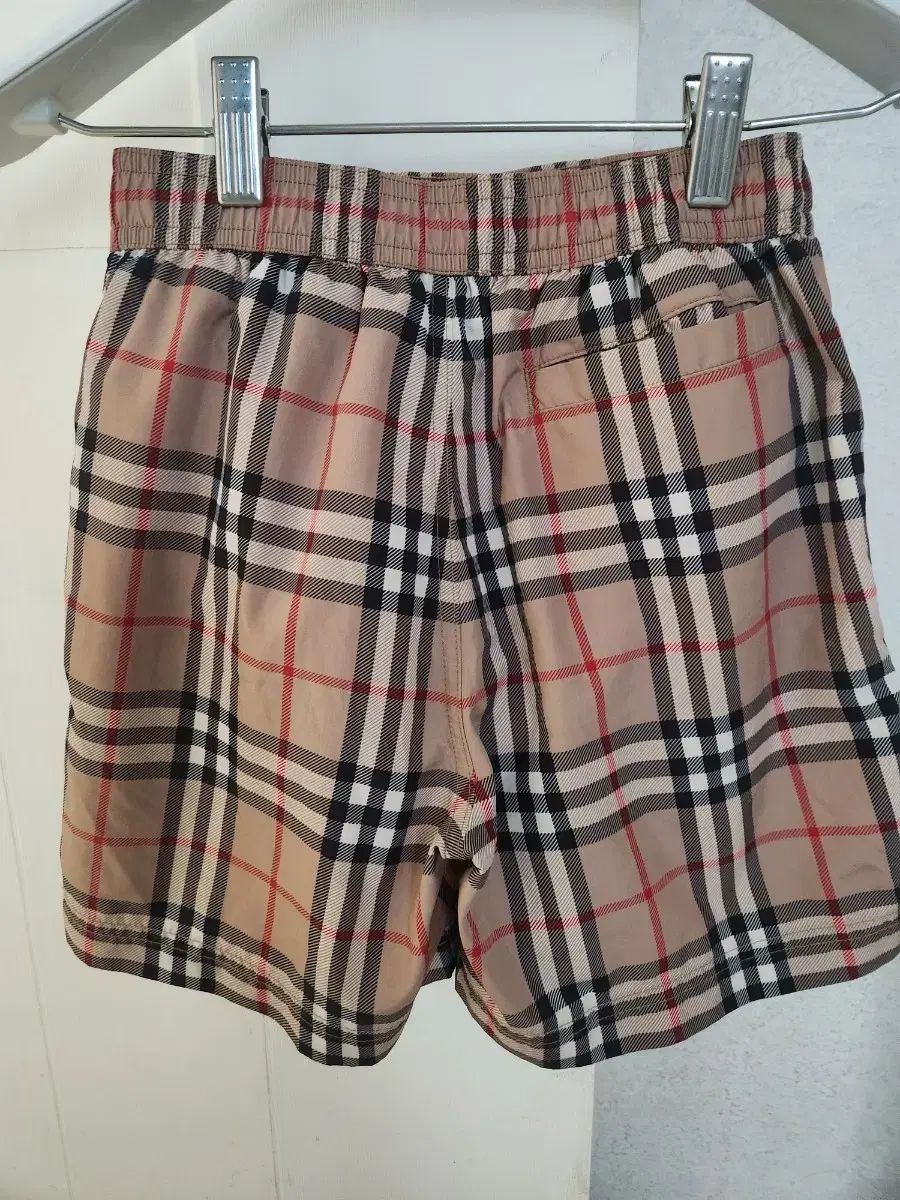 BURBERRY バーバリー キッズ 正規品 半ズボン ショートパンツ 8y |ケンゾー 6 |細心の注意
