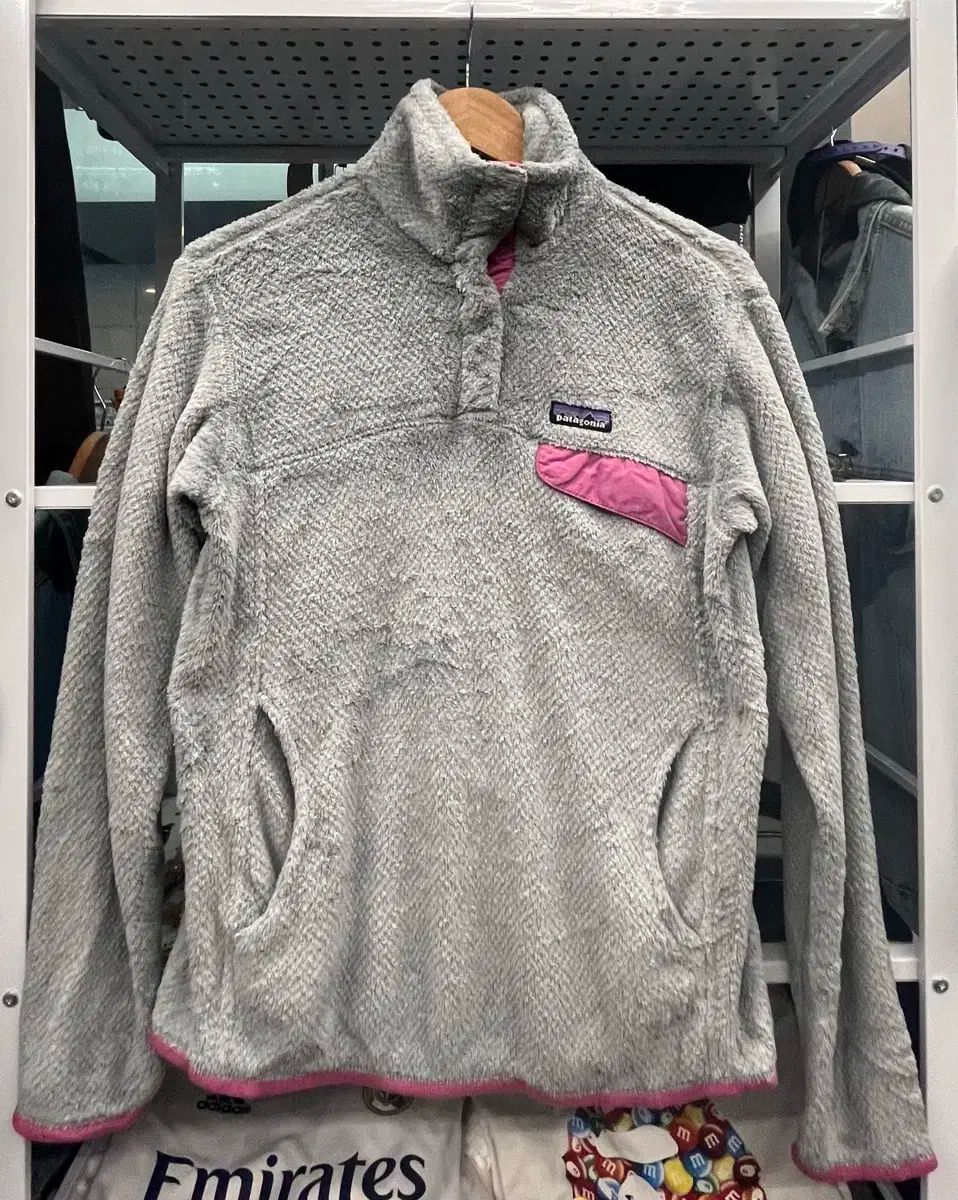 パタゴニア フリース プルオーバー グレー|ピンク