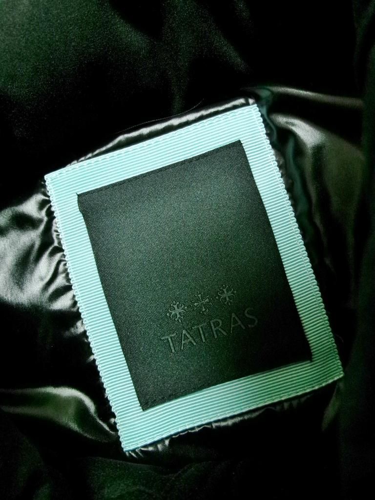只今タイムセール中。 TATRAS タトラス ダウンベスト ジップアップ 送料込み M 973822