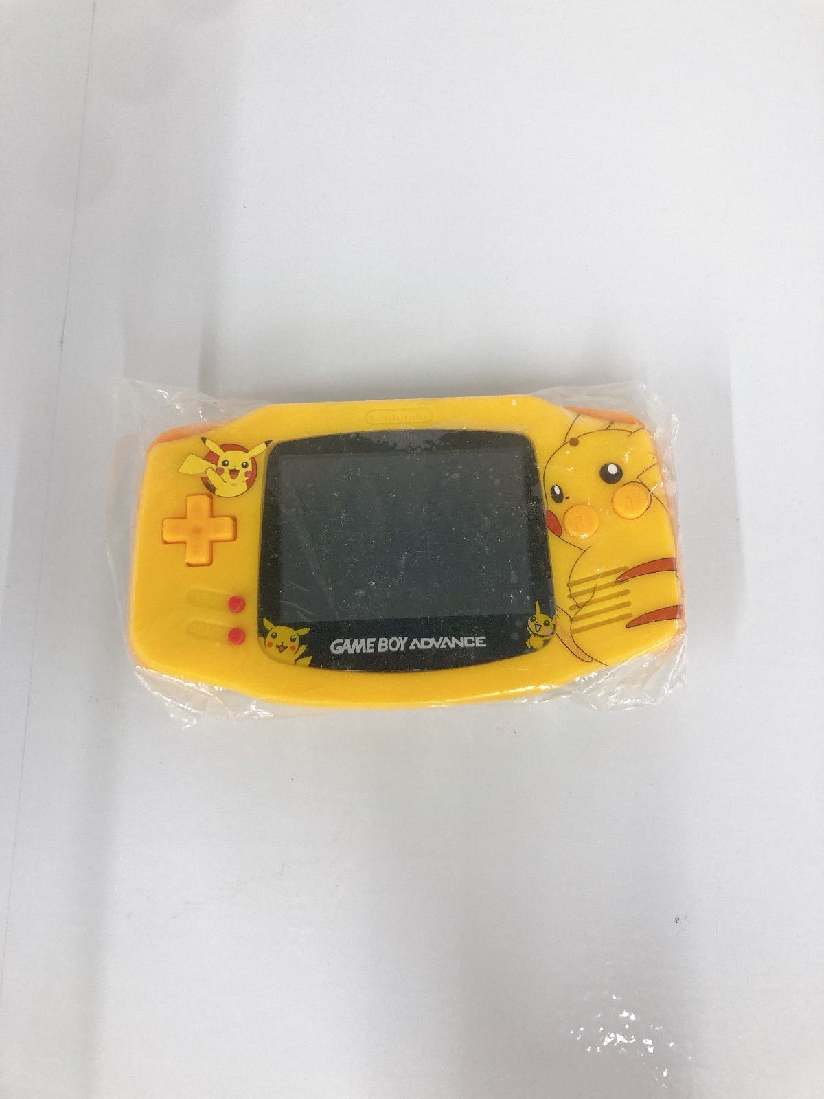 ＊ 動作未 GAMEBOY advance ゲームボーイアドバンス ピカチュウ ゲーム機本体 1