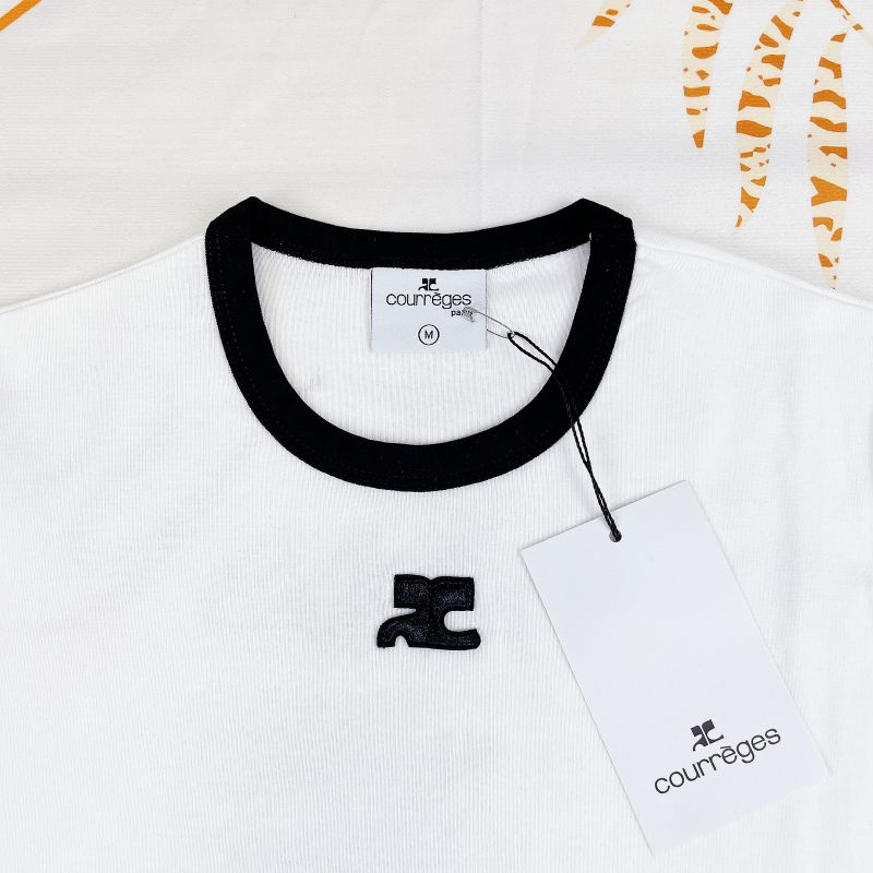 新品未使用 COURREGES クレージュ ロゴ Tシャツ トップス ホワイト Mサイズ 即日発送 - メルカリ