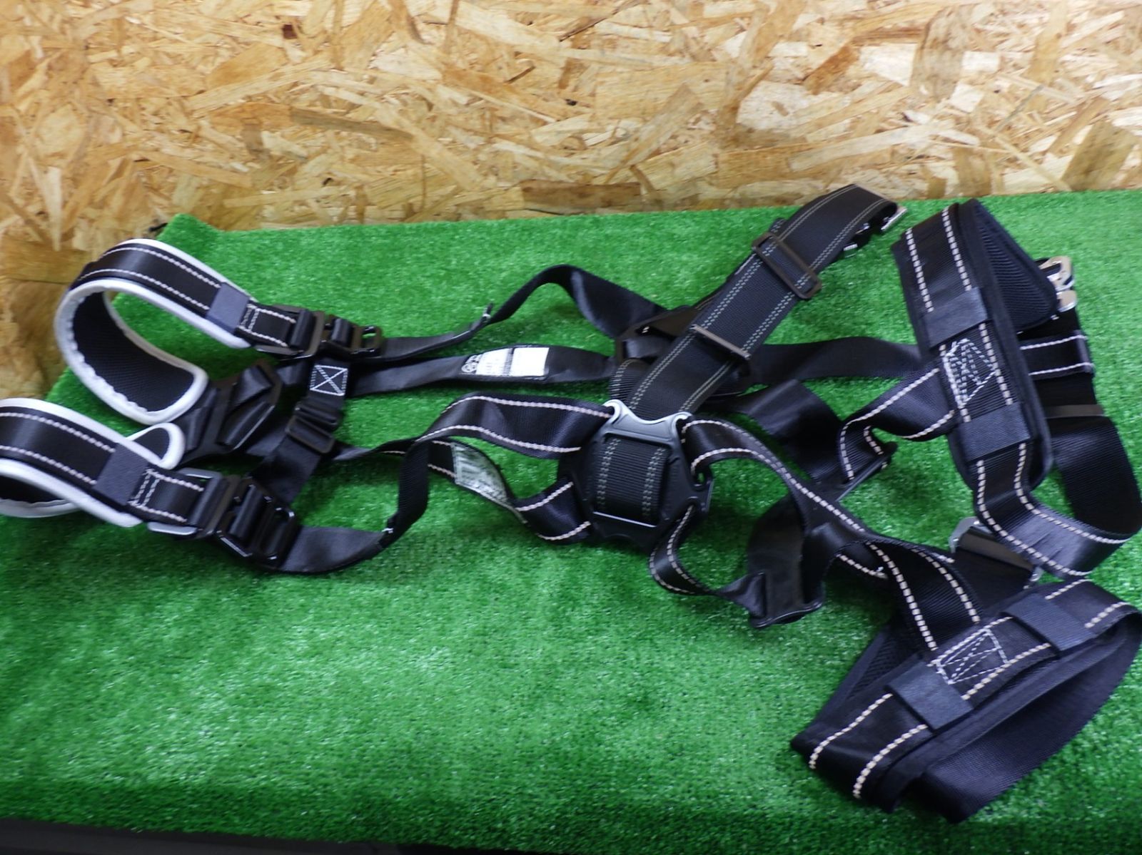 新規格 TOYO フルハーネス型 伸縮式 巻取式ダブルランヤード No.FGH-146W 墜落制止用器具の規格 トーヨーセフティー 長期 扱い MAPLE-YOKOHAMA_COM