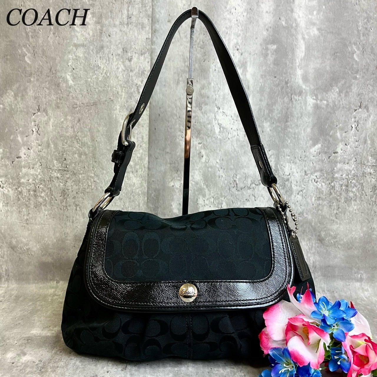 極美品COACH コーチシグネチャー柄ブラックワンショルダーレザー
