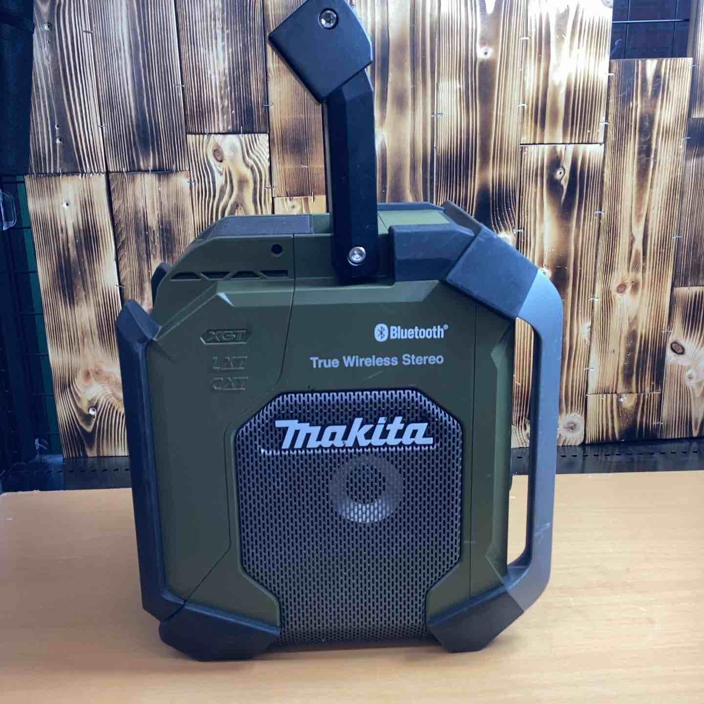 全国送料無料でお届け☆ 。 マキタ makita コードレスラジオ MR005GZO 越谷店