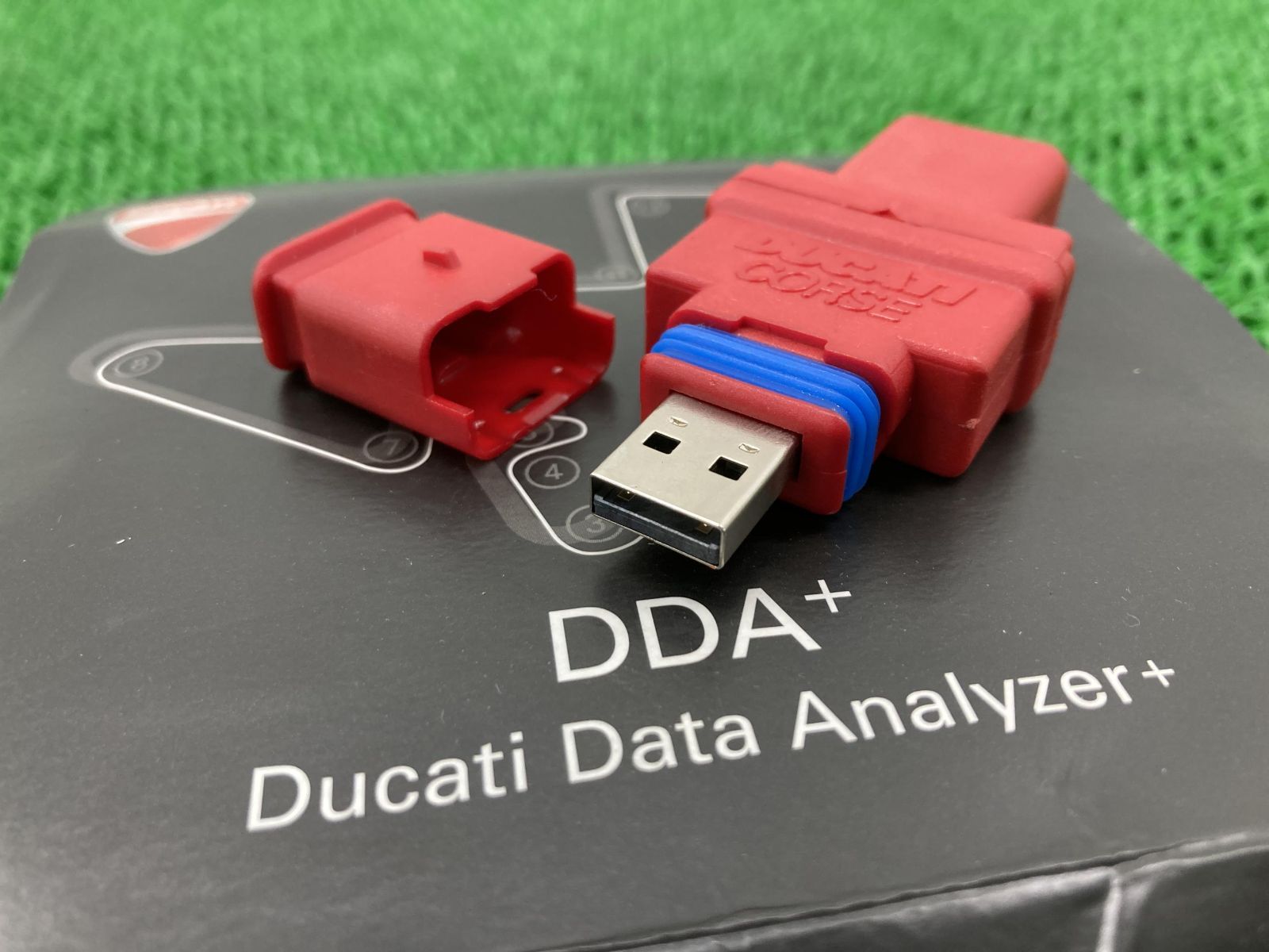 1199パニガーレ データアナライザー 38522021A ドゥカティ 純正 中古 バイク 部品 DDA+ 割れ欠け無し 品薄 希少品 車検  Genuine - メルカリ