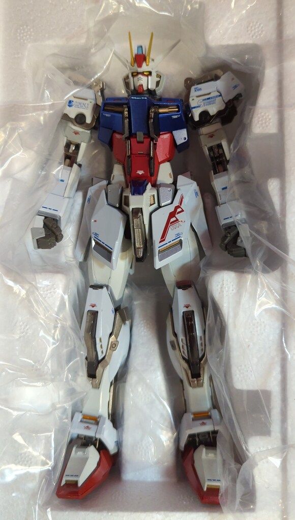  BANDAI METAL BUILD エールストライクガンダム キャラクター玩具 おもちゃ