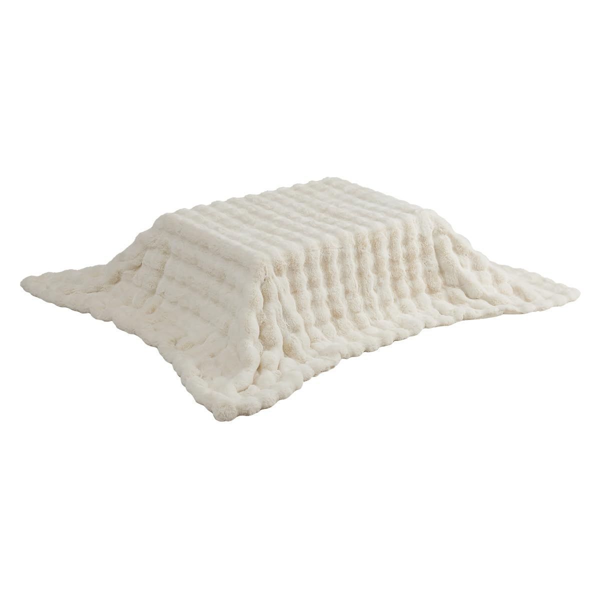 ピクニックブランケット ブランブリーヘッジ フィギュリン 置物 ピクニックブランケット ブランブリーヘッジ フィギュリン 置物 - メルカリ