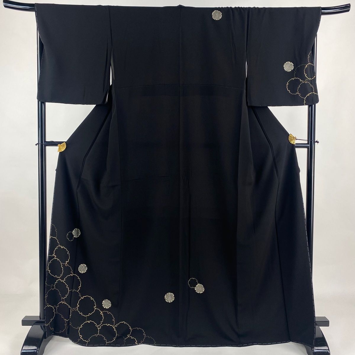 付下げ 身丈167cm 裄丈68cm L 袷 雪輪 疋田 金彩 金銀糸 黒 正絹 美品  