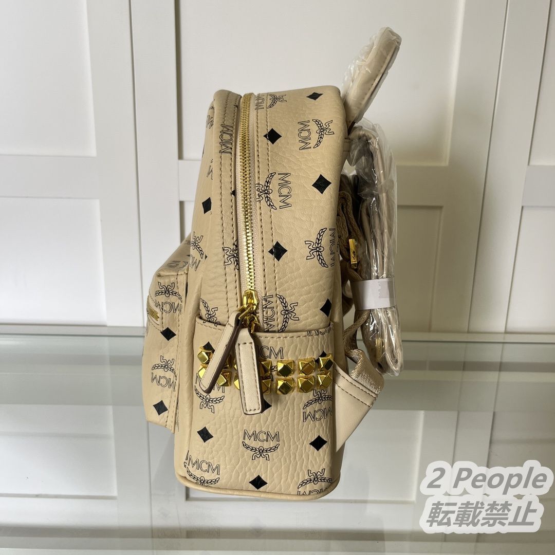 MCMリュック サイドスタッズバックパック ベージュ ファッション 