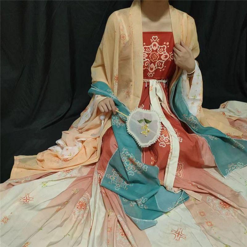 2025新作 豪華刺繍 漢服 星【新品未使用】2025新作 豪華刺繍 漢服 かんふく 古風衣装
