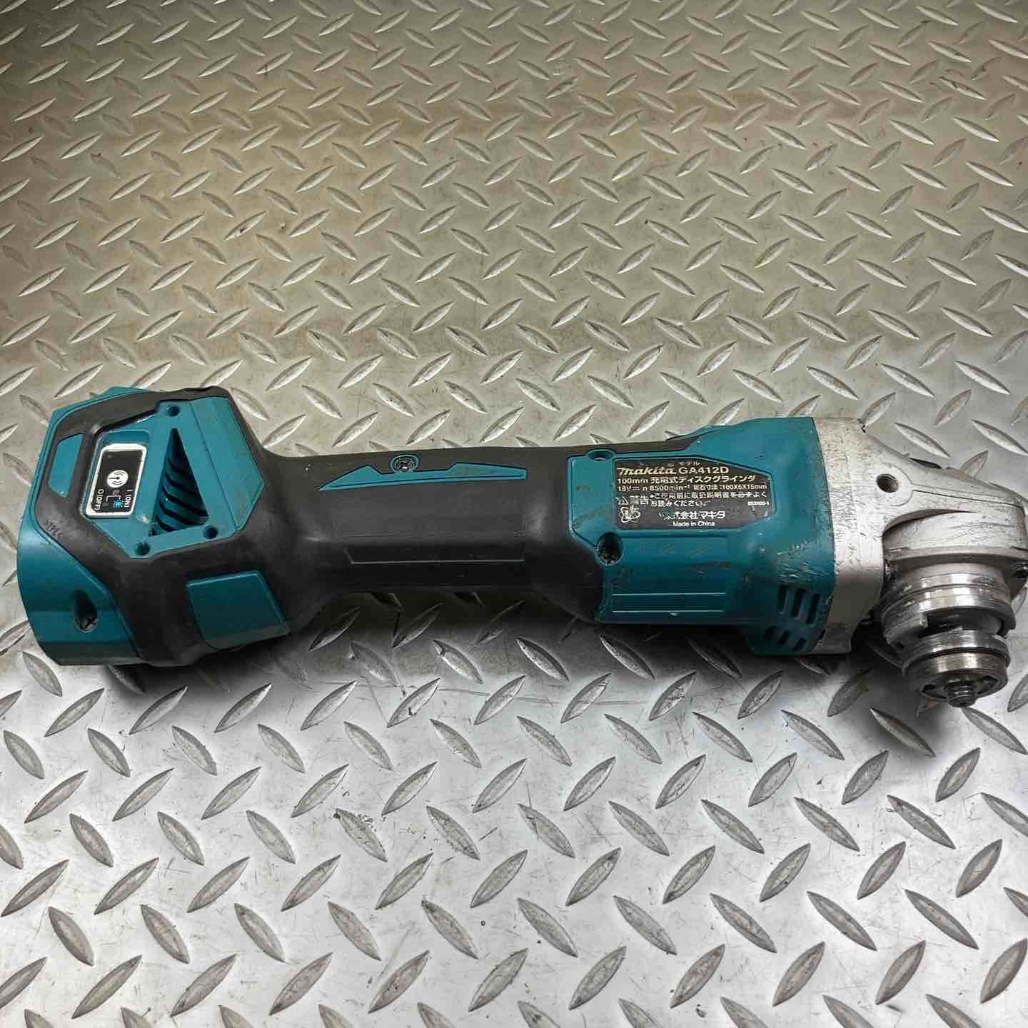 100mmコードレスディスクグラインダ GA412DZ