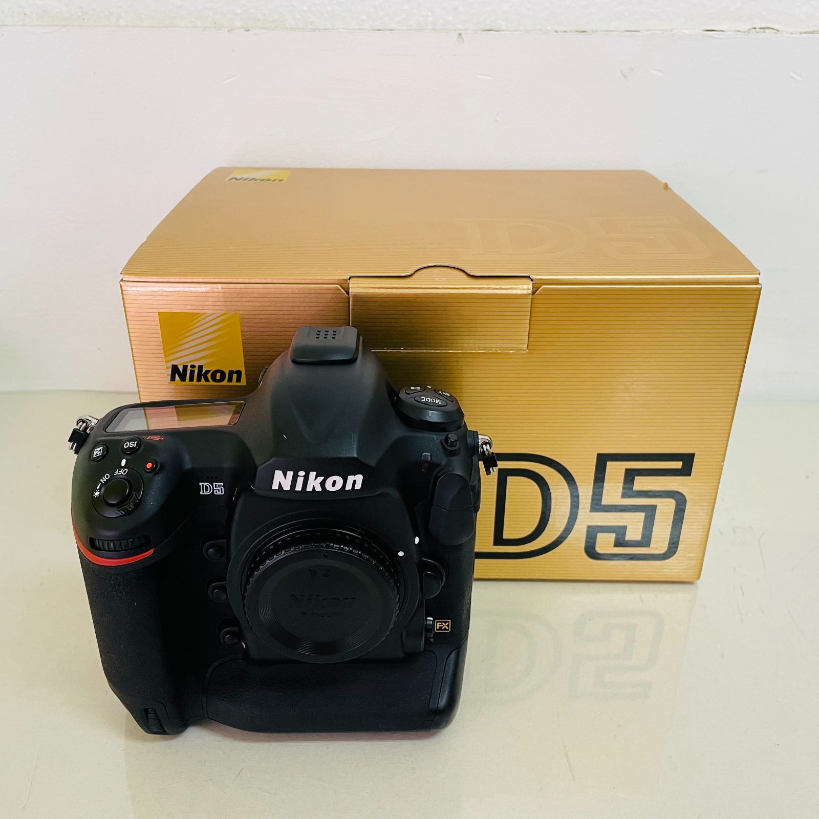 Nikon (ニコン) D5 (XQD-Type) D5XQD C553 100サイズ発送 - メルカリ