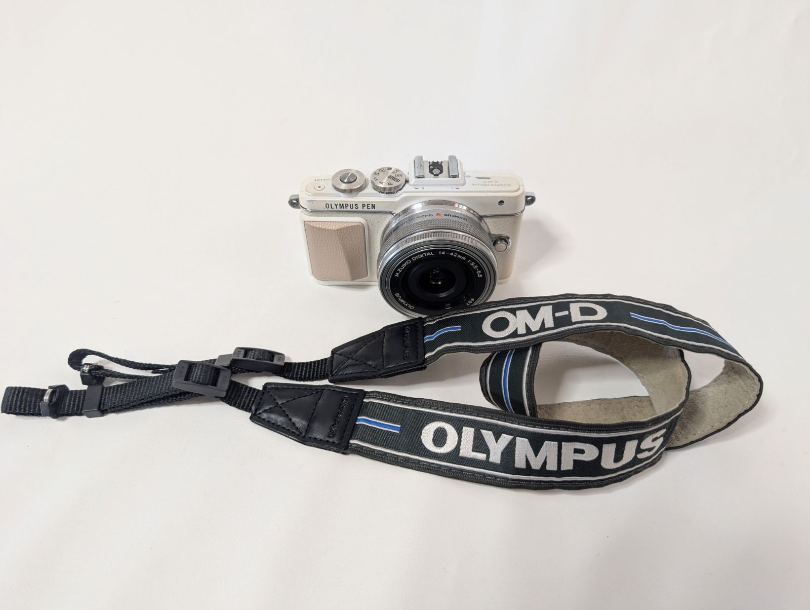 OLYMPUS オリンパス PEN Lite E-PL7 ホワイト 【公式通販】