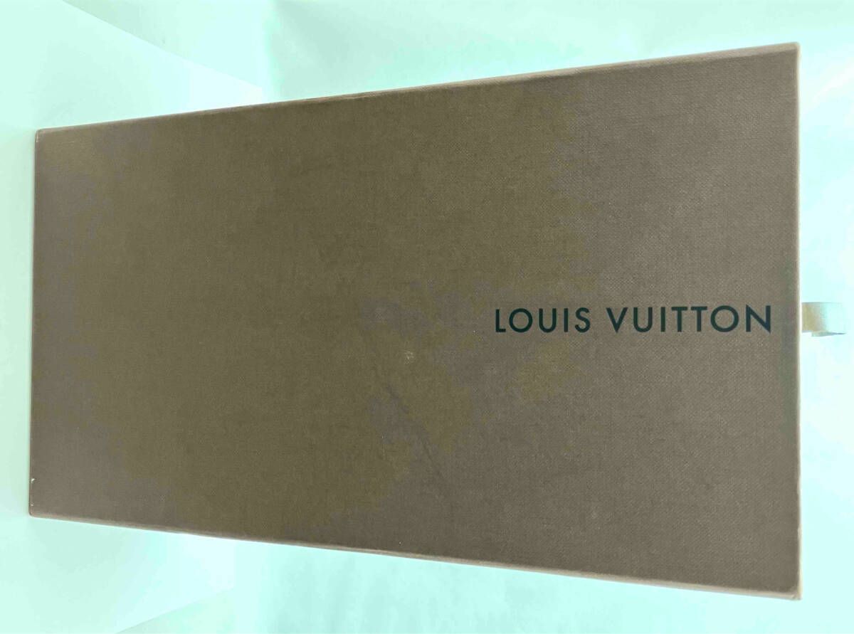 LOUIS