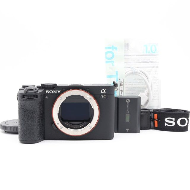 良品＞SONY α7CII ILCE-7CM2 ボディ｜シャッター数3984枚｜小型