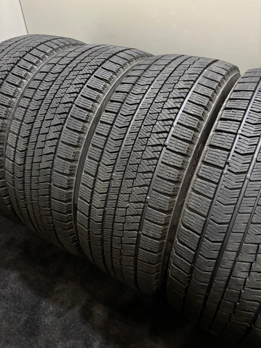 245|45R19 BRIDGESTONE|VRX2 19年製 スタッドレス 4本 ブリヂストン ブリザック レクサス LS アウディ A7 レジェンド 2-I735