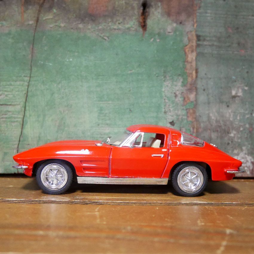 メルカリ便　1963 シボレー　コルベット　銀 シボレー コルベット 63」の中古車を探す【カーセンサー】