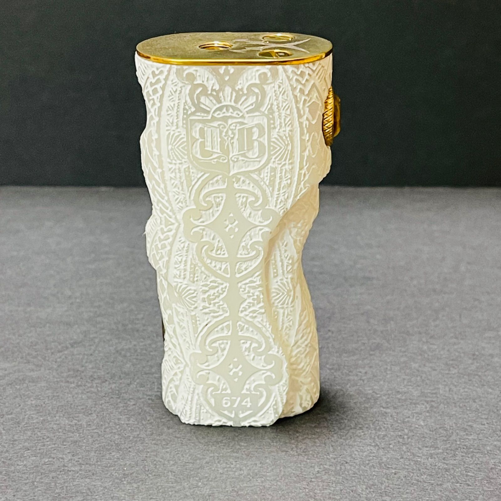 BBBOX Punyal dos White 18650 スタック付 VAPE - メルカリ