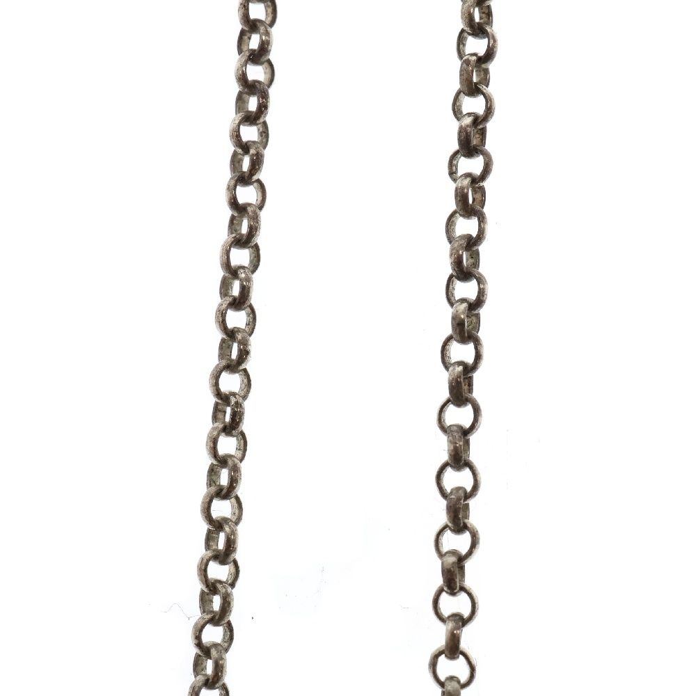 NECKCHAIN