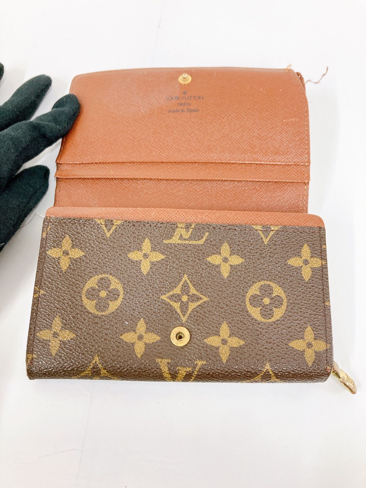 VUITTON