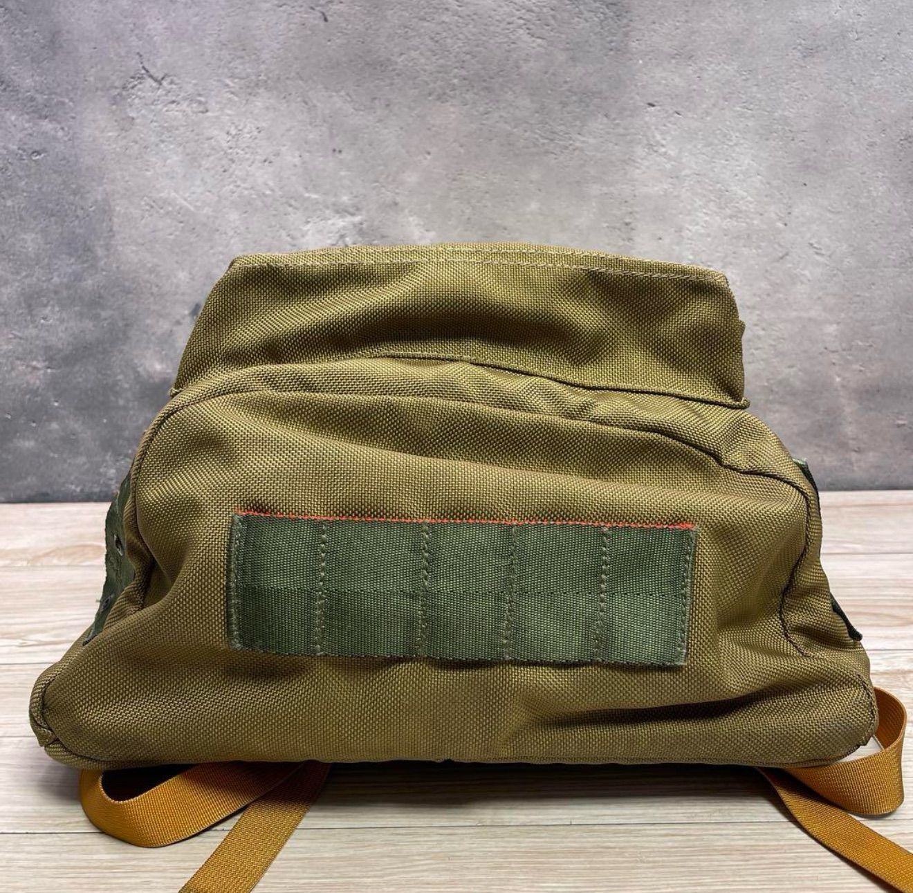 BRIEFING リュック カーキ 大容量