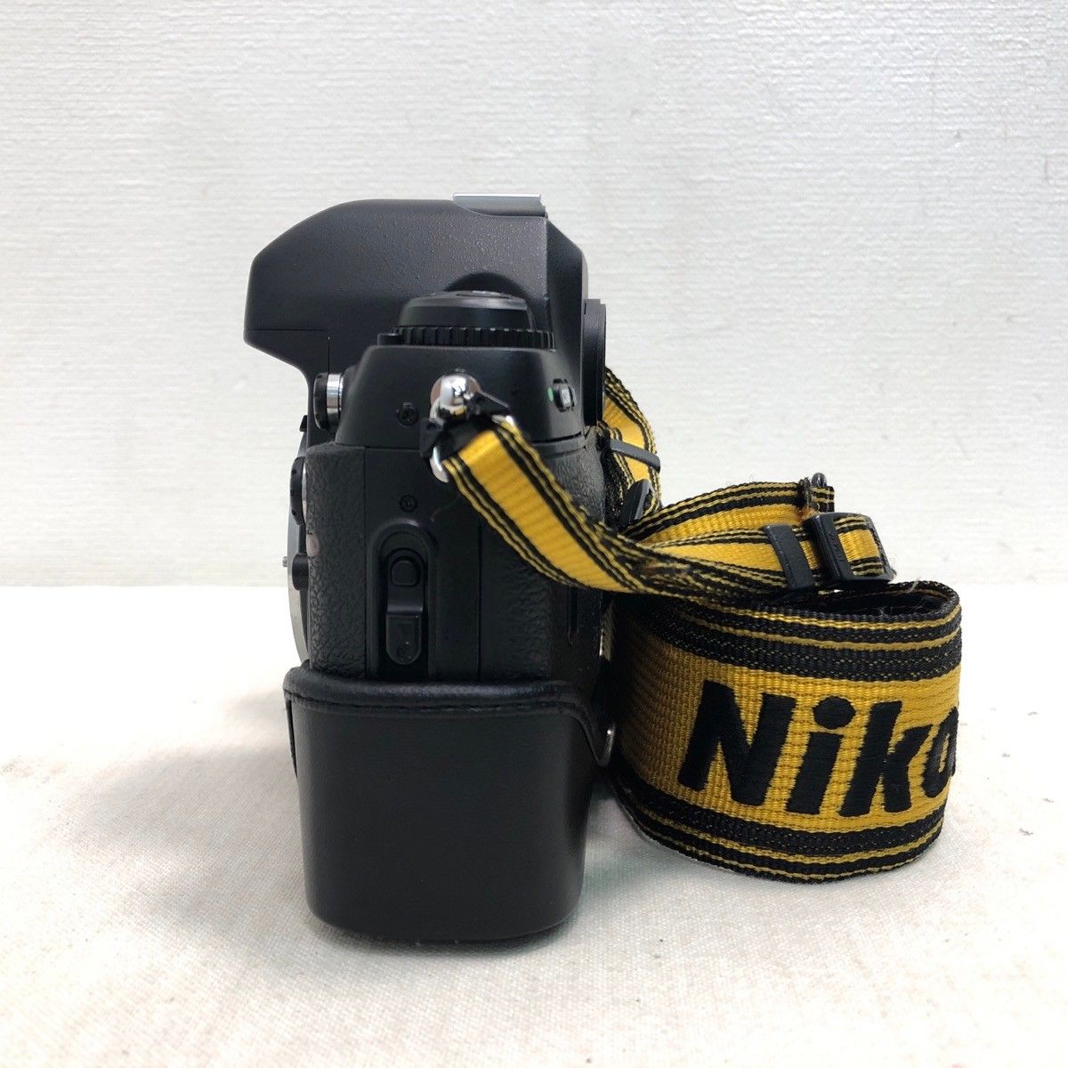 Nikon ニコン データバック MF-29 F100 ジャンク ジャンク品】Nikon ニコン F100 フィルムカメラ MF-29 データ