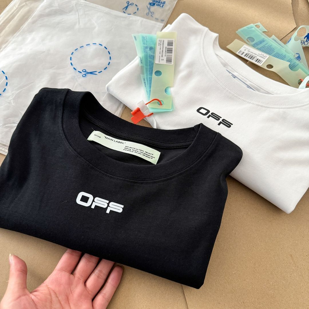 off-white 2024年夏の新空港スローガン限定アロー半袖Tシャツ背中 - メルカリ