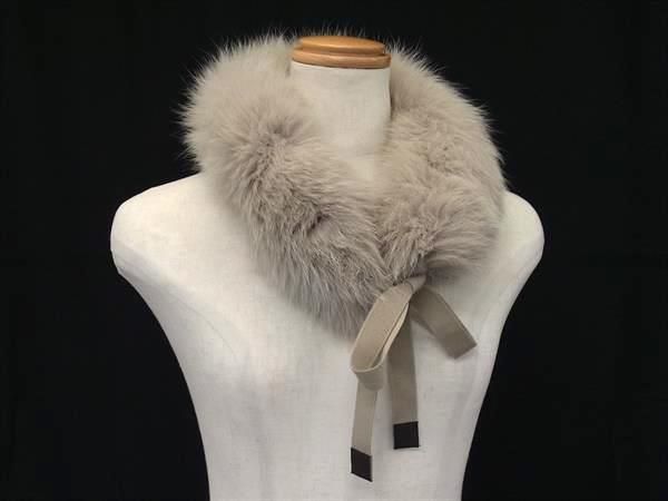 【WEEKEND Max Mara】ミンク　毛皮マフラー　グレー系 WEEKEND Max Mara】ミンク 毛皮マフラー グレー系 - メルカリ