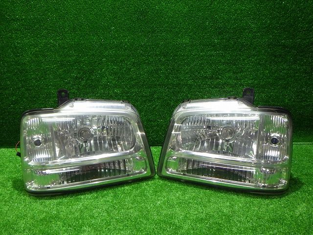 エブリイ ヘッドライト 左右 ハロゲン DA52/62 後期 100-32673