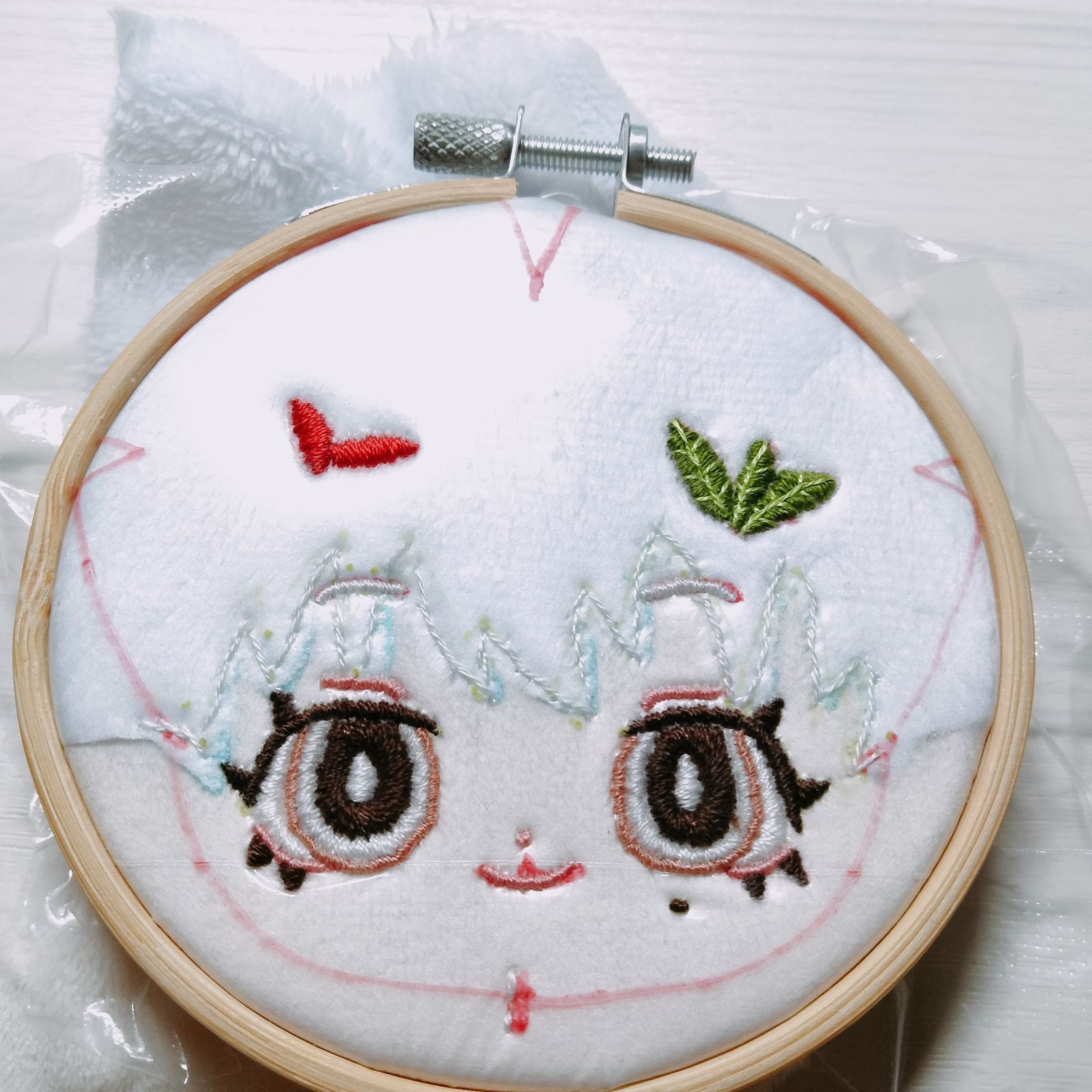 推しぬい顔刺繍依頼(納期は1ヶ月掛かります） - メルカリ