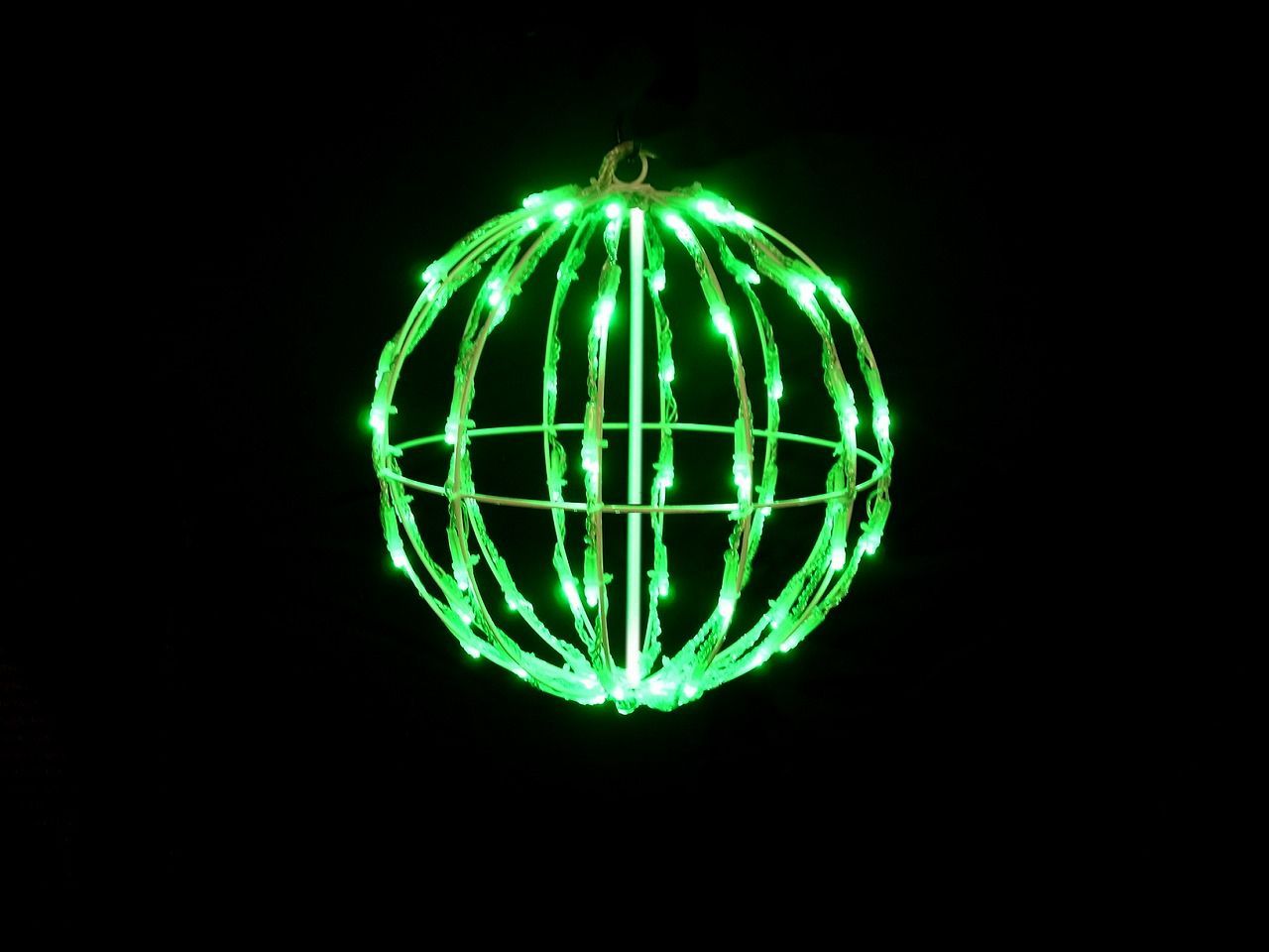 Açaí さま】 figure ❀ パピエマシェ * ツリーを運ぶ ブタさん