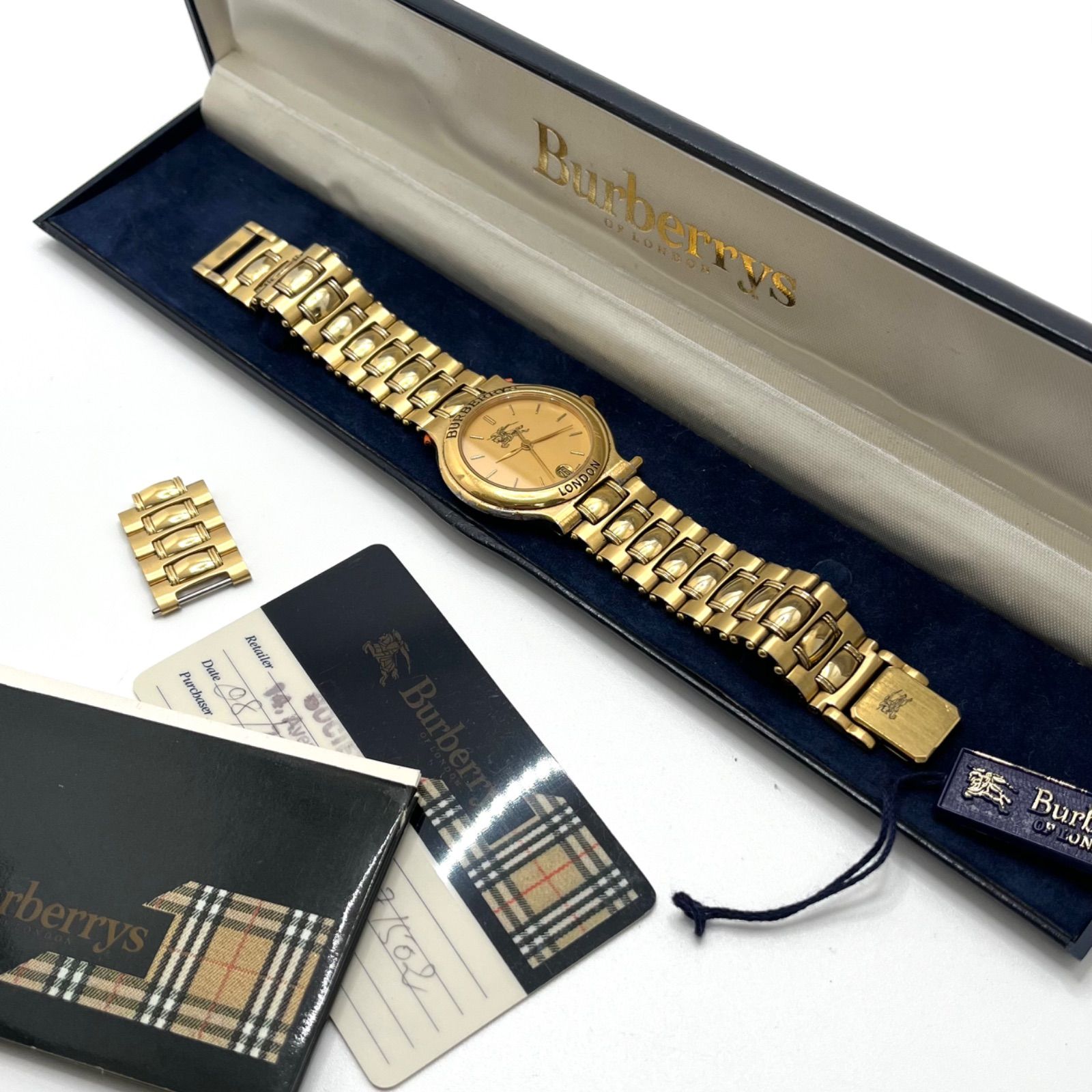 BURBERRY LONDONバーバリーロンドン 腕時計 ゴールド 金色-