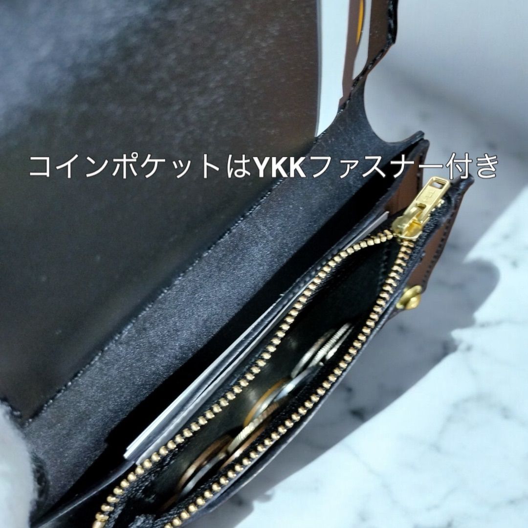 本ヌメ革 芯通し黒 紙幣ポケット付きミドルトラッカーウォレット