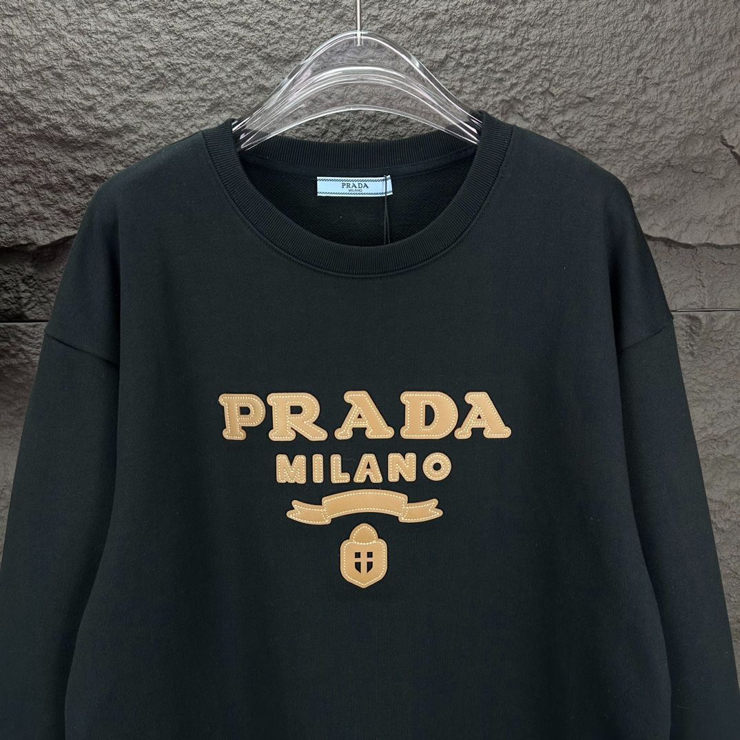 【お洒落度UP】PRADA◆コットン スウェット プリントロゴ 長袖 お洒落度UP】PRADA◇コットン スウェット プリントロゴ 長袖