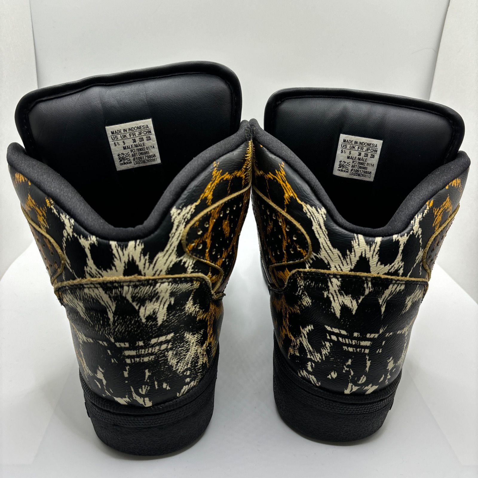 adidas アディダス ジェレミースコット by JEREMY SCOTT 豹柄 adidas アディダス ジェレミースコット by JEREMY SCOTT 豹柄