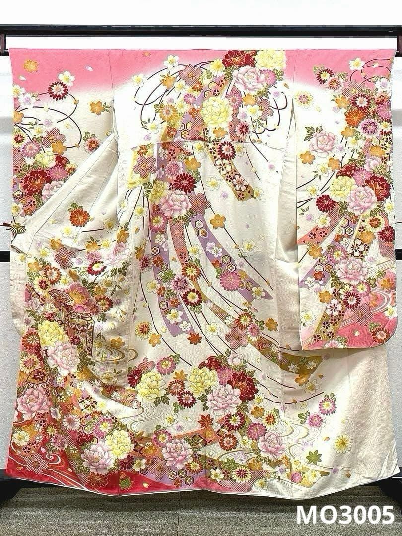 振袖 豪華 金彩 紋意匠 身丈156cm 撥水加工済 - メルカリ
