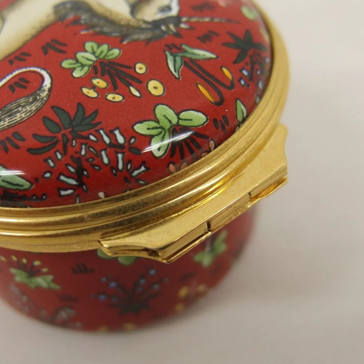 ハルシオンデイズ ボンボニエール コウテイペンギン 小物入れ