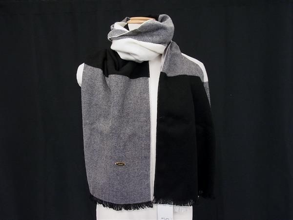 ■新品■未使用■ BLUE LABEL CRESTBRIDGE ブルーレーベル クレストブリッジ アクリル マフラー ストール マルチカラー FF6268 □新品□未使用□ BLUE LABEL CRESTBRIDGE ブルーレーベル クレスト
