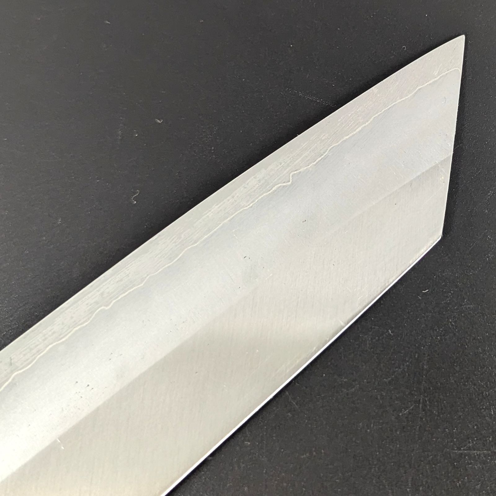 山塚刃物 銀三 霞仕上げ 切付三徳 180mm 朴八角柄 - メルカリ
