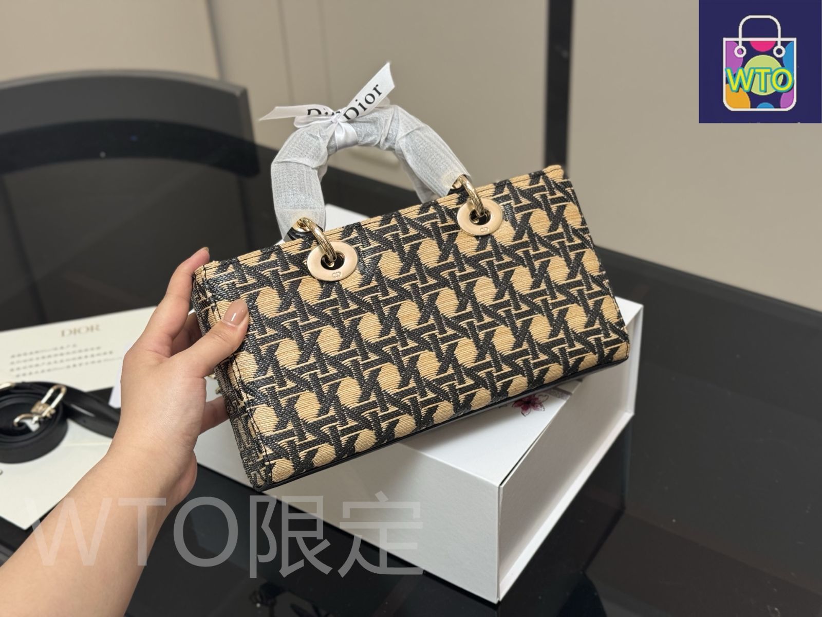 今日特価】Dior ディオール レディーD 横型バッグ シリーズ 二