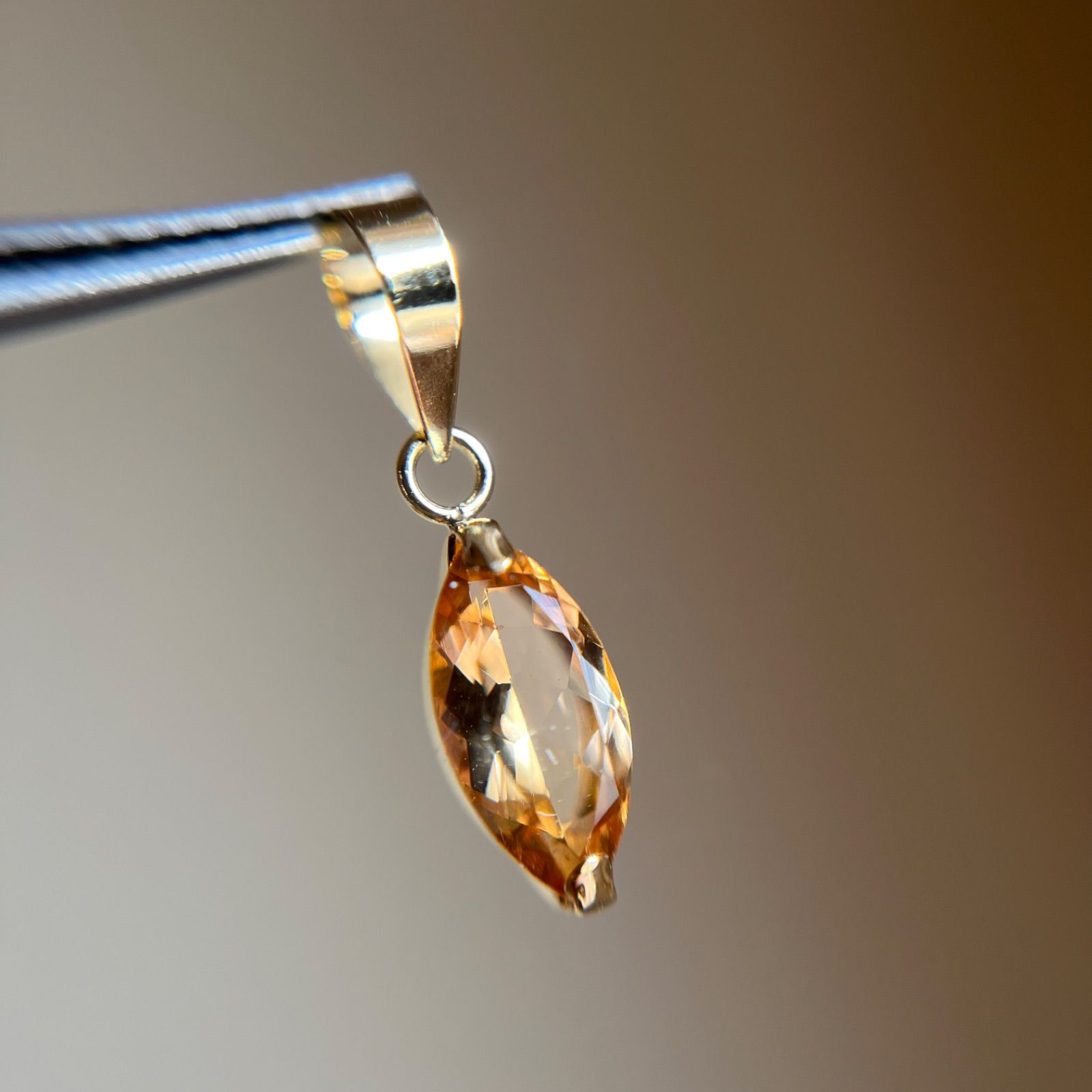 K18 天然インペリアルトパーズ