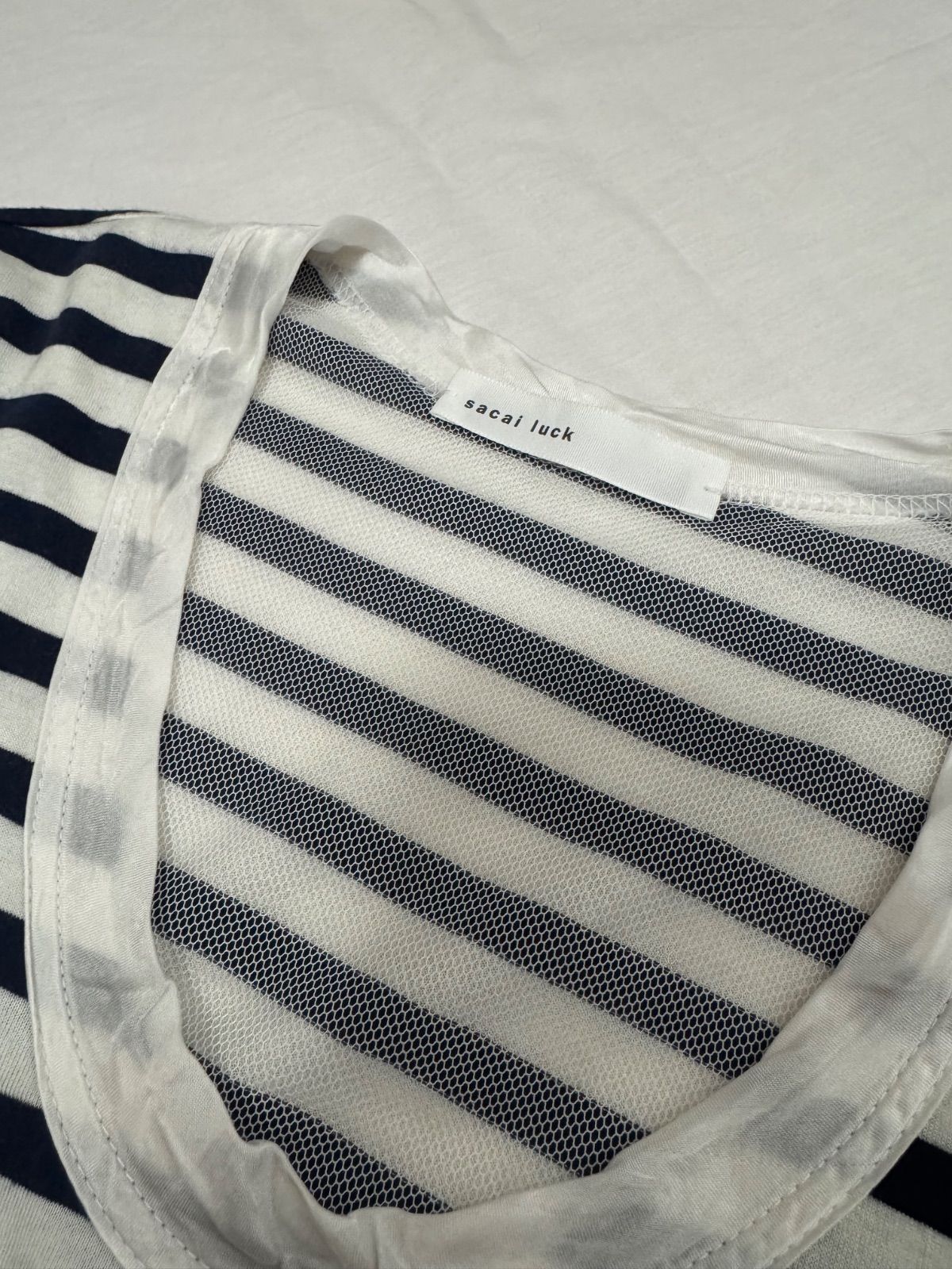 sacai luck - 新品未使用 タグ付 サカイ sacai チュール半袖カーディガン(ヤラメ) sacai luck サカイラック ボーダー 半袖Tシャツ チュール - メルカリ