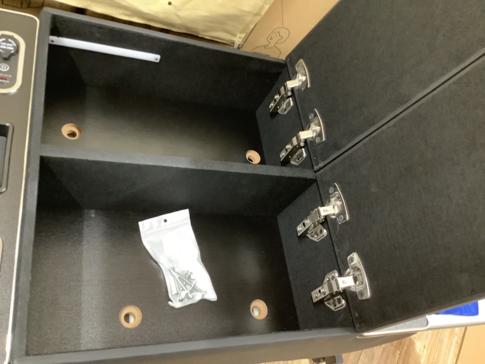 A1337 ハイエースワイド車 ACW コンソールボックス 250704-18