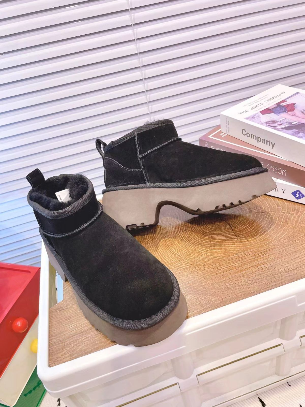 2023FW  革タグ 撥水 防汚性をプラス 【CLASSIC MINI II】【 ugg 国内正規商品 】 ugg classic mini UGG( アグ ）ugg クラシック ミニ 2【 BLACK 】 ugg ムートンブーツ 正規品 ウィメンズ