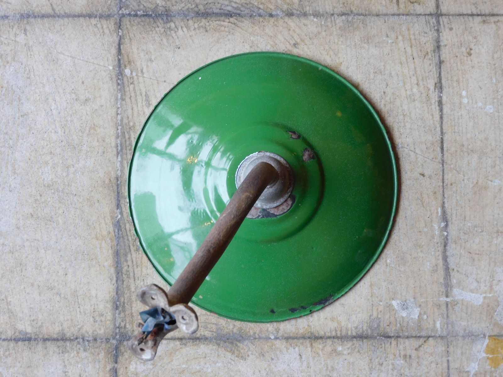 ホーロー笠の門灯 ブラケット HK-a-05588 アンティーク 電傘 ランプシェード 照明 氷コップ 和硝子 古道具 金具 NEXPOTALLINN_EU