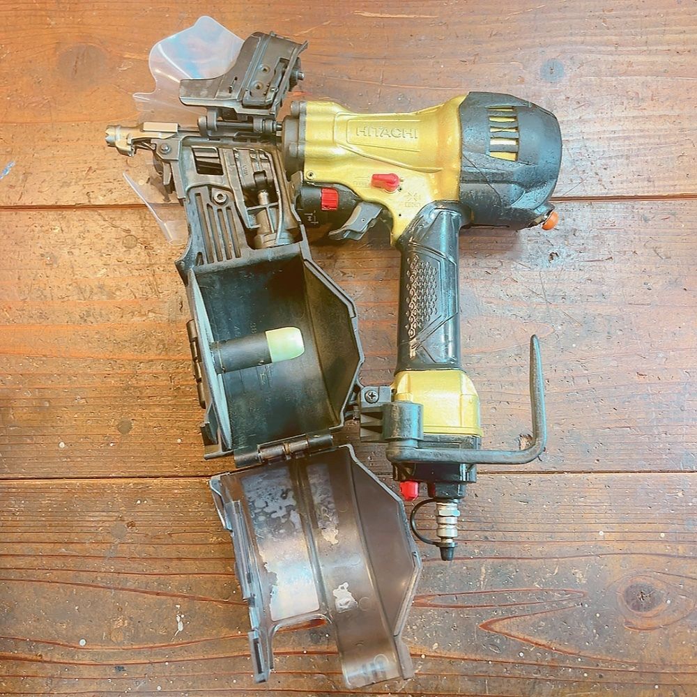 7日保証・整備済】消耗部品多数交換♪日立 HIKOKI 高圧 65mm 釘打ち機 