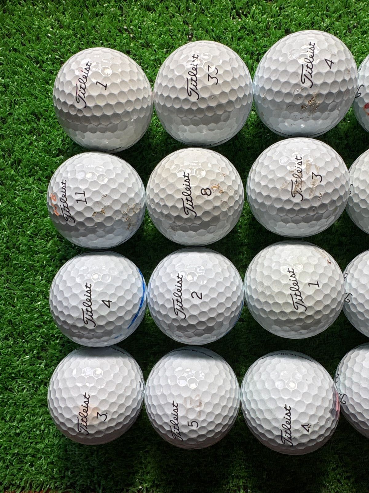 特価/タイトリスト PRO V1 2023年 ホワイト 品質ランク：から