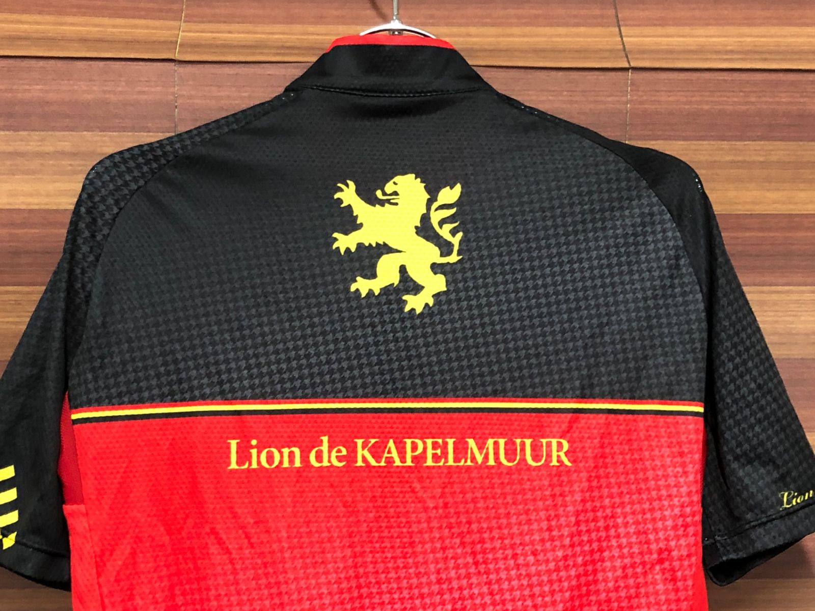 IQ843 リオンドカペルミュール Lion de KAPELMUU 半袖 サイクル